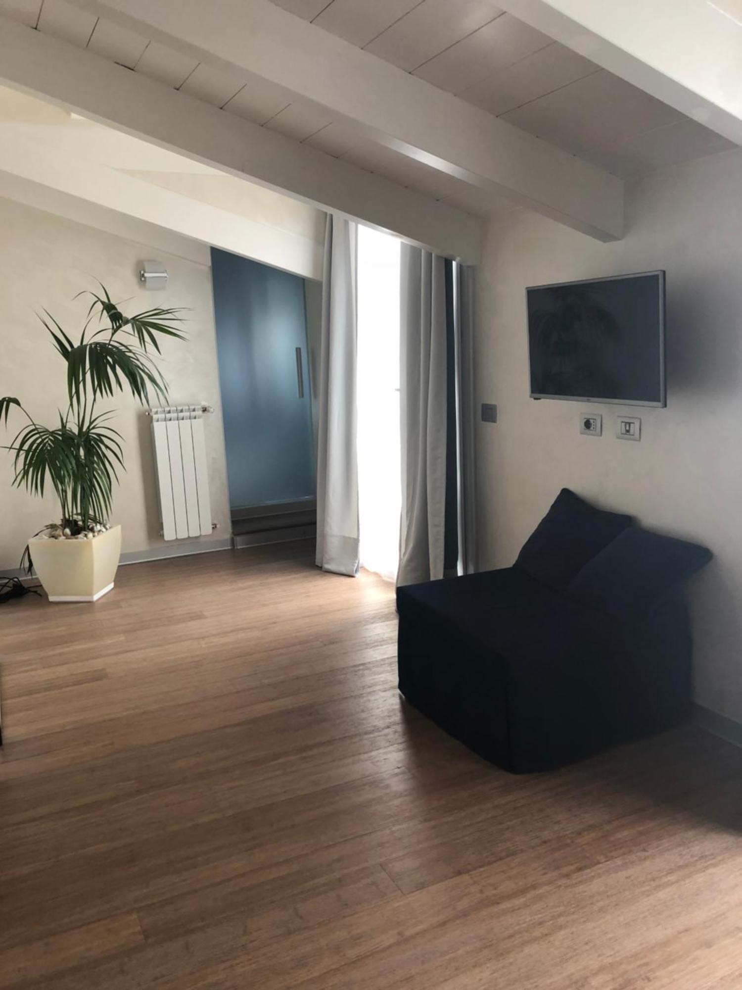 B&B Borgo Marina Бордихера Екстериор снимка