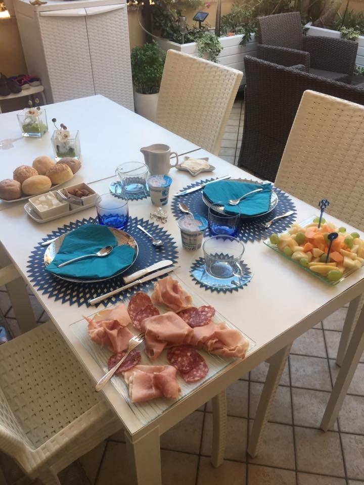 B&B Borgo Marina Бордихера Екстериор снимка